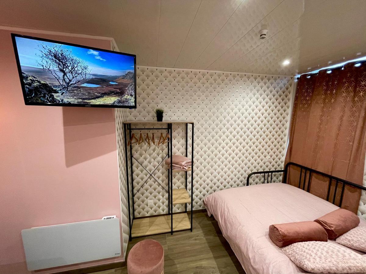 Capstay Color Valenciennes & Netflix Trith-Saint-Leger Exteriér fotografie