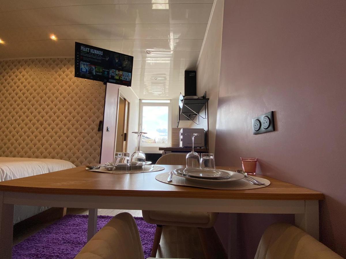 Capstay Color Valenciennes & Netflix Trith-Saint-Leger Exteriér fotografie