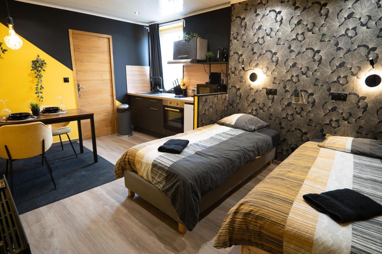 Capstay Color Valenciennes & Netflix Trith-Saint-Leger Exteriér fotografie