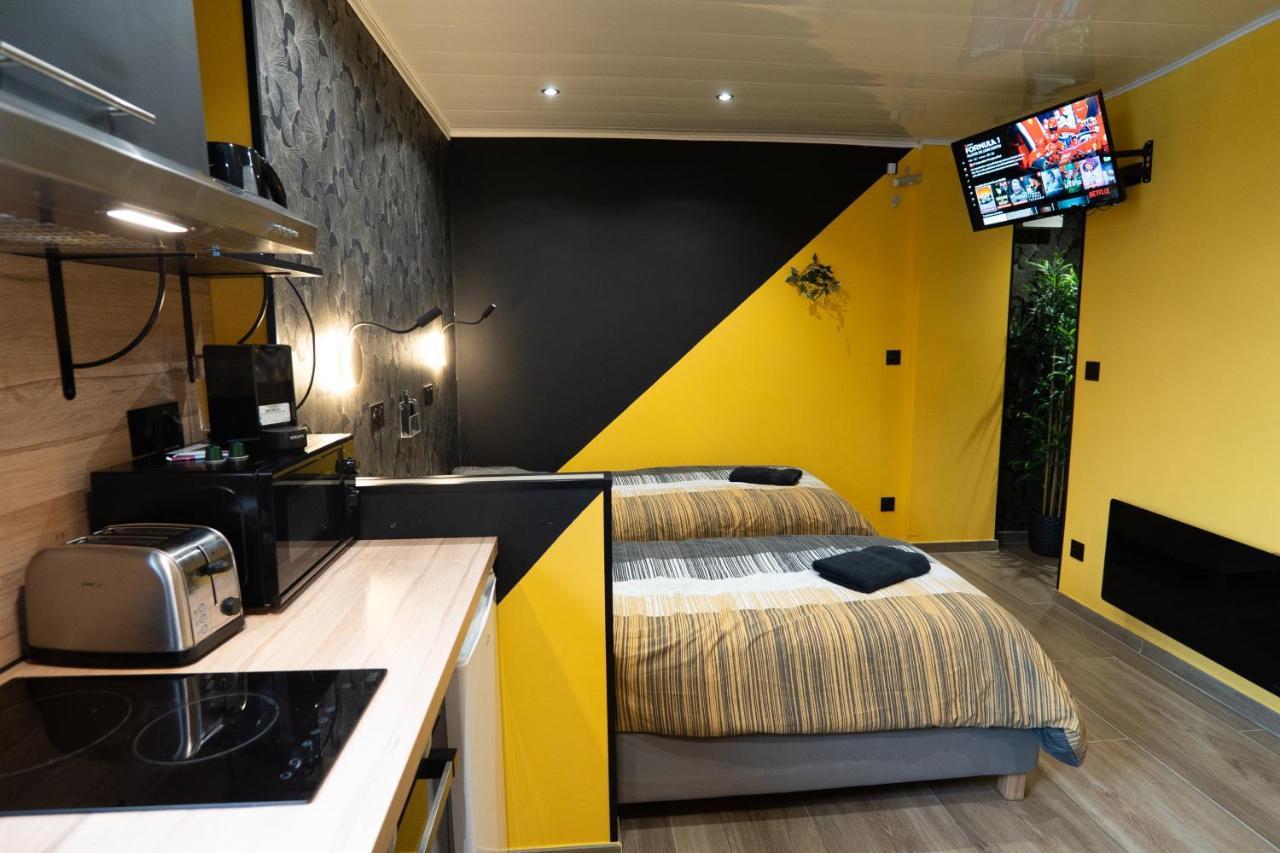 Capstay Color Valenciennes & Netflix Trith-Saint-Leger Exteriér fotografie